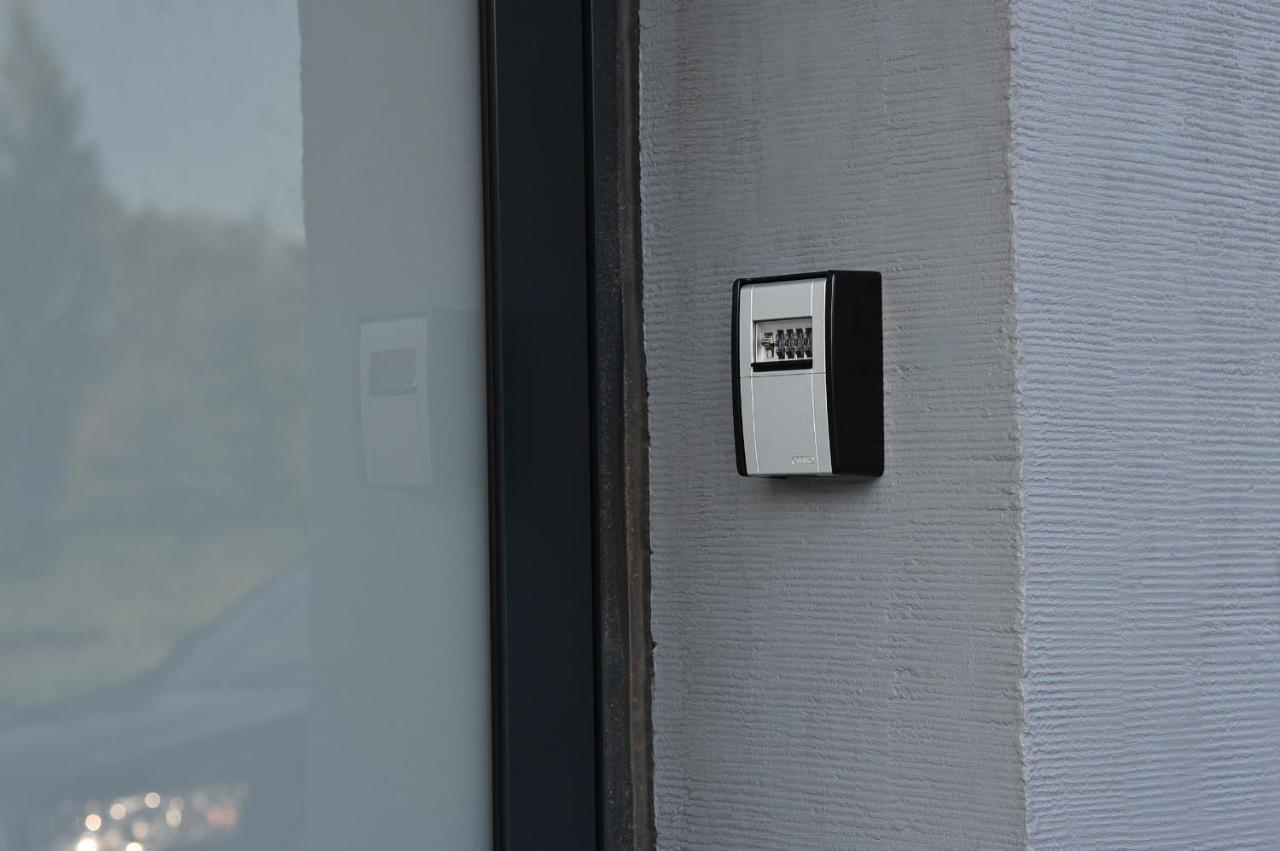 Deluxe! Hbf-Naehe Mit Kingsize-Bett, 65 M2 Apartment Duisburg Exterior photo
